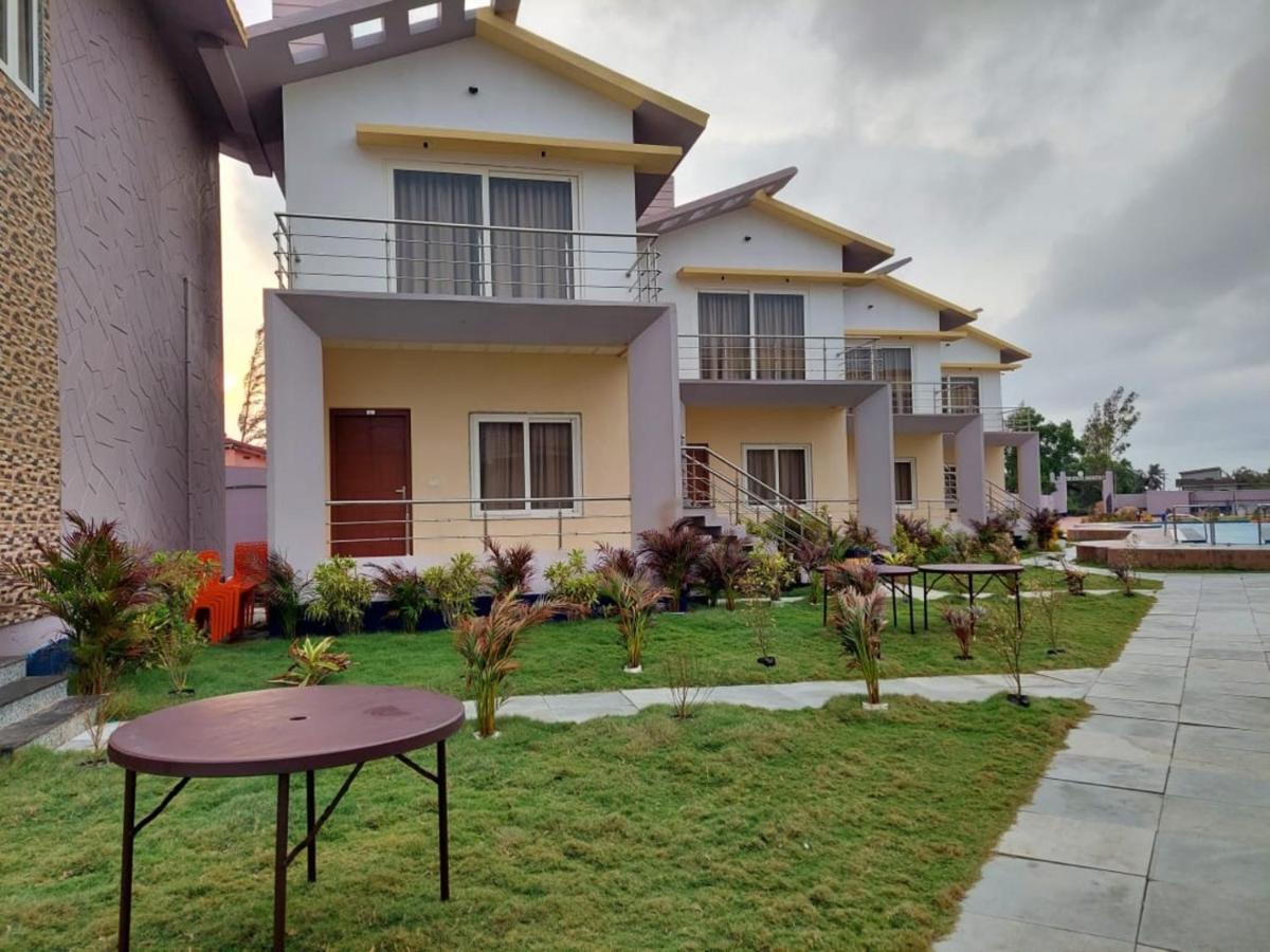 Parth King Beach Resort Mandarmani Eksteriør billede