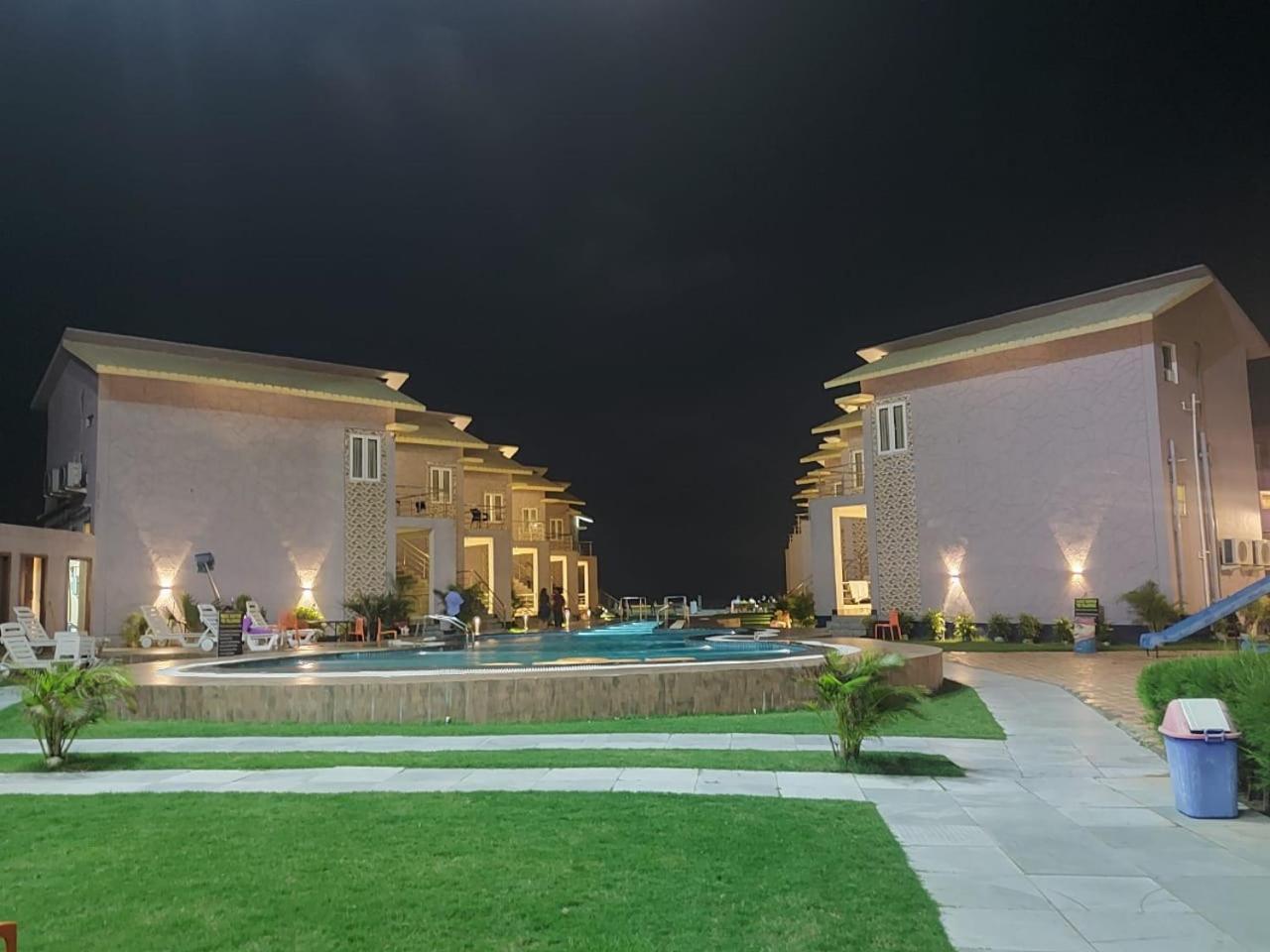 Parth King Beach Resort Mandarmani Eksteriør billede