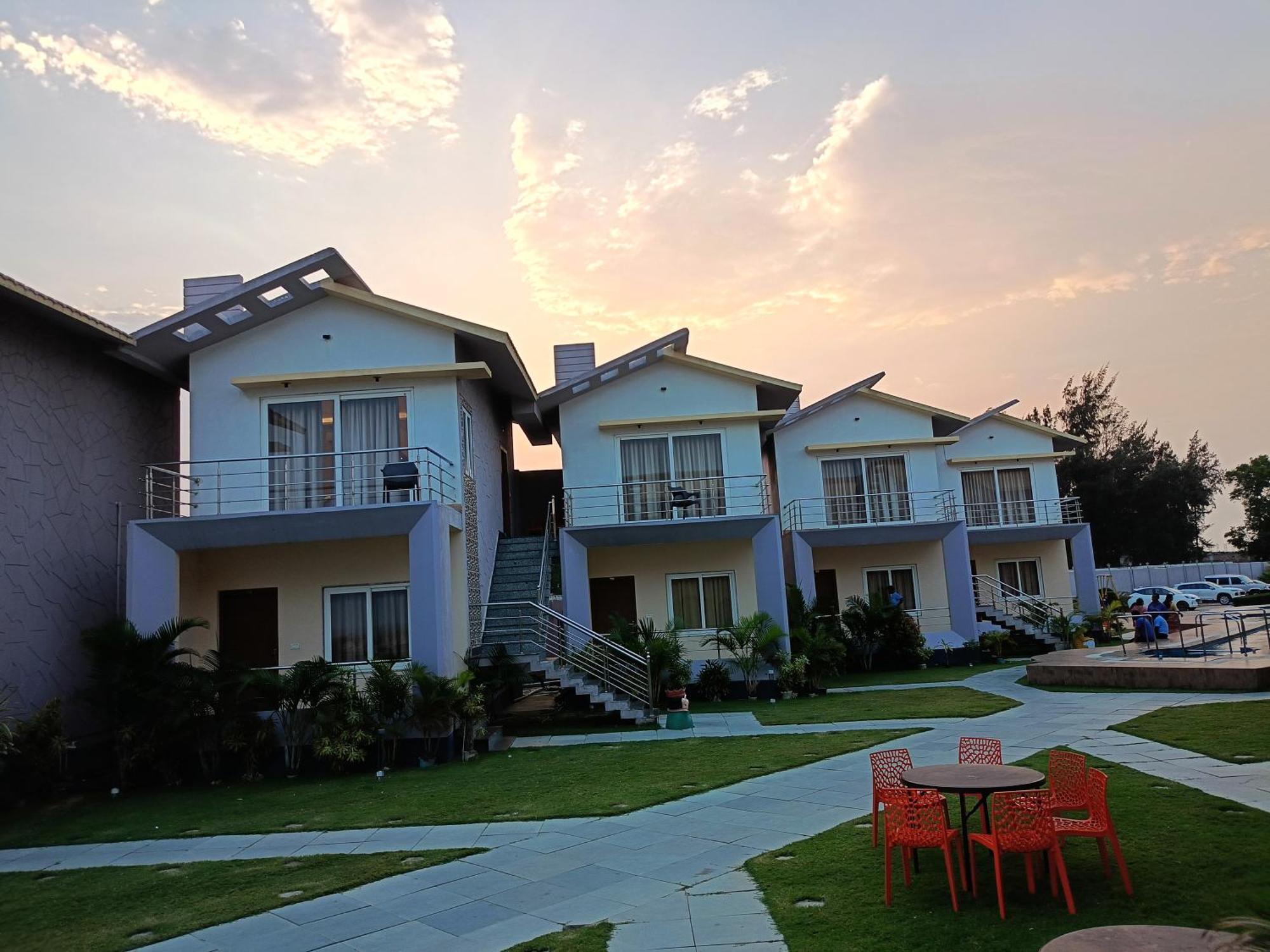 Parth King Beach Resort Mandarmani Eksteriør billede